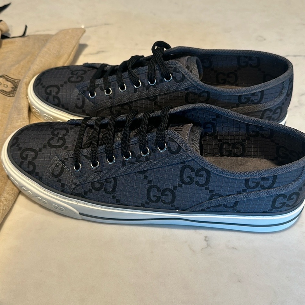 Authentic Gucci Men’s Tennis 1977 Low Profile Sneaker Size 11